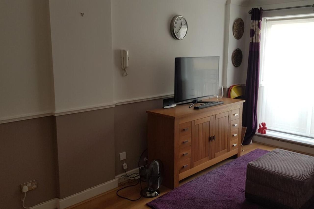 1 Bedroom Apartment On The Riverbank Near St Paul'S London Eksteriør billede