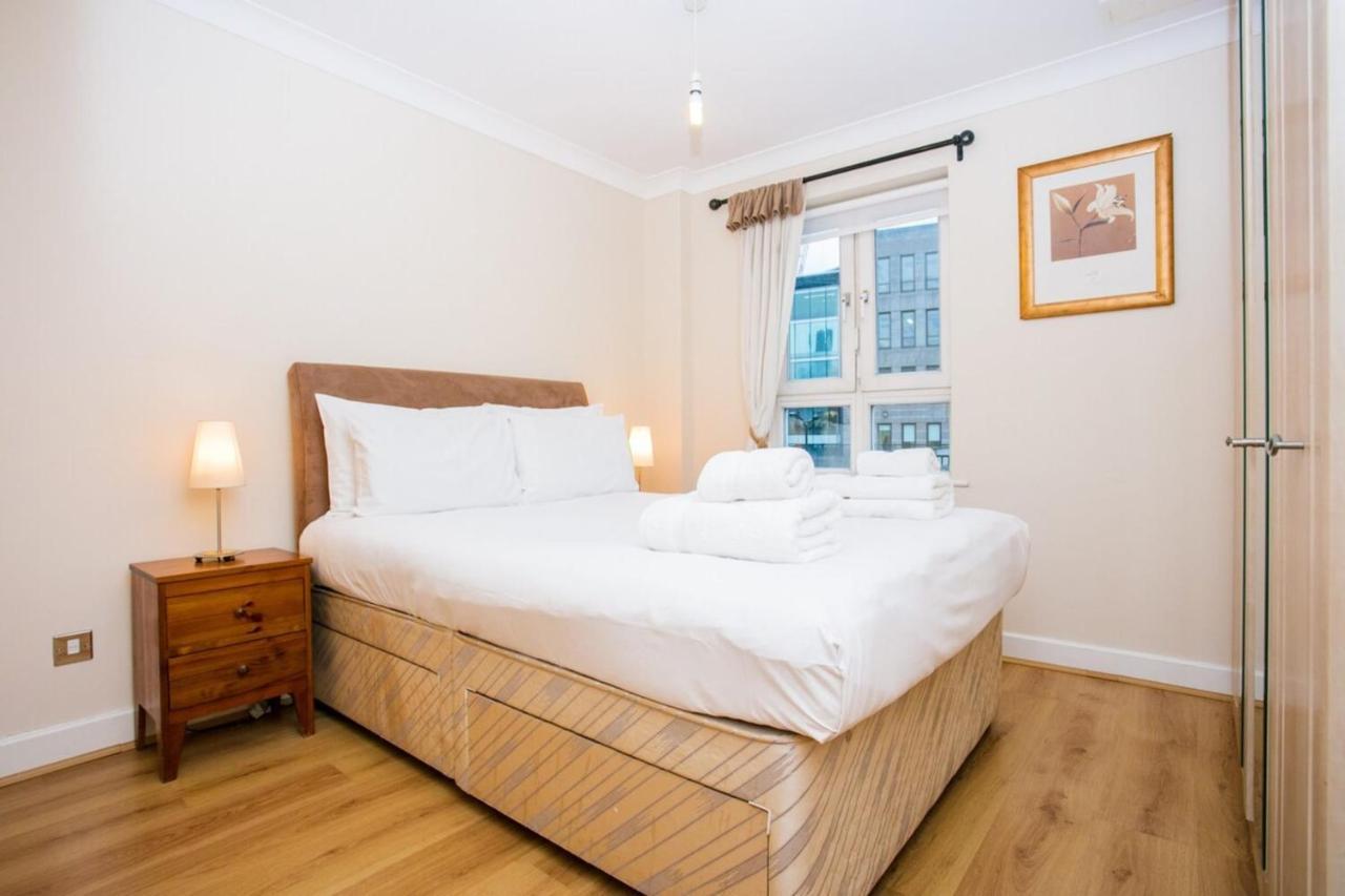 1 Bedroom Apartment On The Riverbank Near St Paul'S London Eksteriør billede