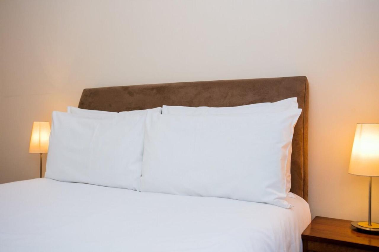 1 Bedroom Apartment On The Riverbank Near St Paul'S London Eksteriør billede