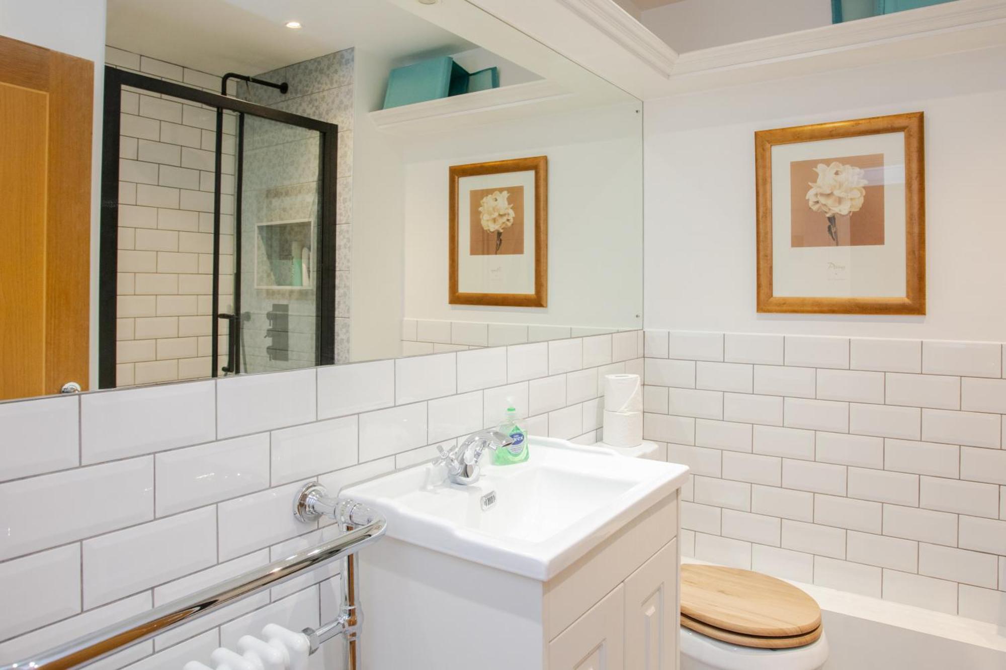 1 Bedroom Apartment On The Riverbank Near St Paul'S London Eksteriør billede